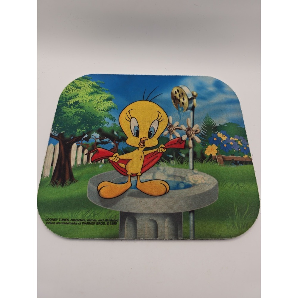 VTG 1996 Looney Tunes Tweety Bird Bath Mouse Pad